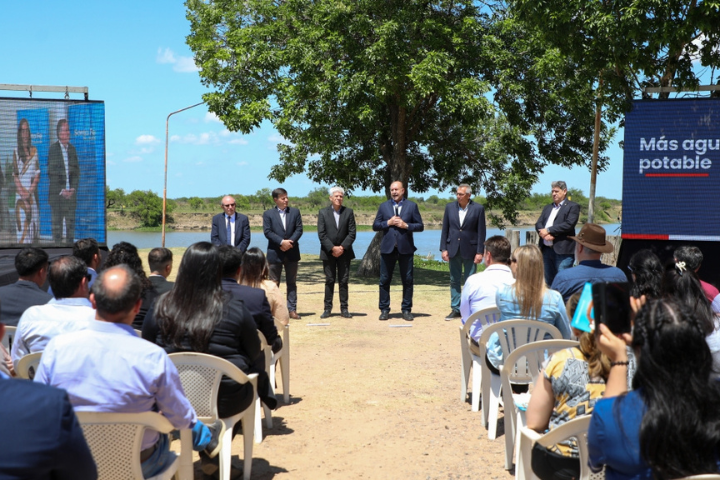 Nación y Provincia licitaron el acueducto San javier-San Cristóbal-Ceres-Tostado